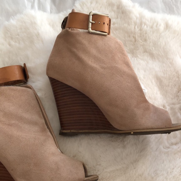 ZIGI SOHO • “STRUT” Wedge Faux Suede Booties with Gold Buckle Ankle Strap - Picture 6 of 16